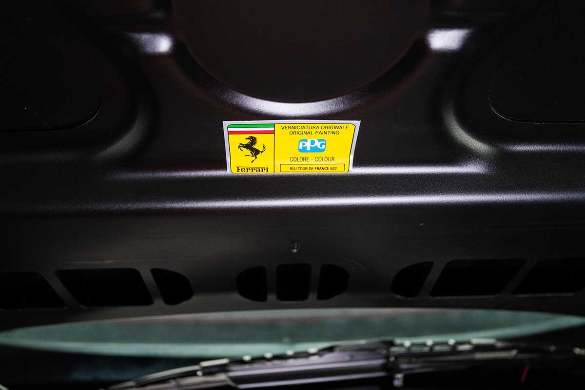 オークションに登場した2004年式フェラーリ「360チャレンジストラダーレ」(c)2025 Courtesy of RM Sotheby's