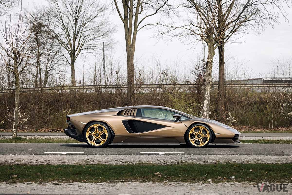 オークションに登場したランボルギーニ「カウンタックLPI-800」Keno Zache ©2023 Courtesy of RM Sotheby's