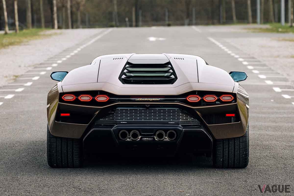 オークションに登場したランボルギーニ「カウンタックLPI-800」Keno Zache ©2023 Courtesy of RM Sotheby's