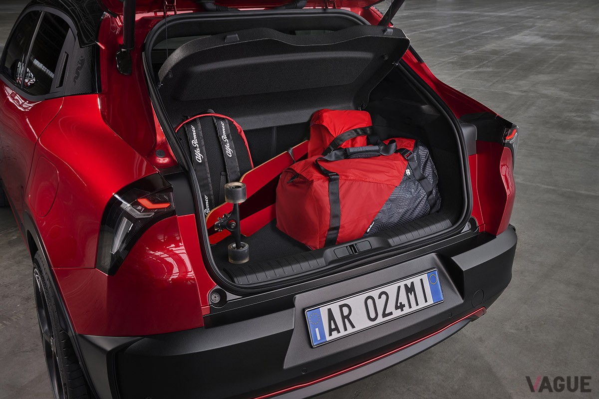 アルファ ロメオ新型「ジュニア」のインテリア