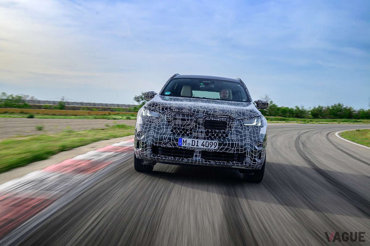 南フランスで最終テストを行なったBMW新型「X3」。まもなく世界初公開される予定だ