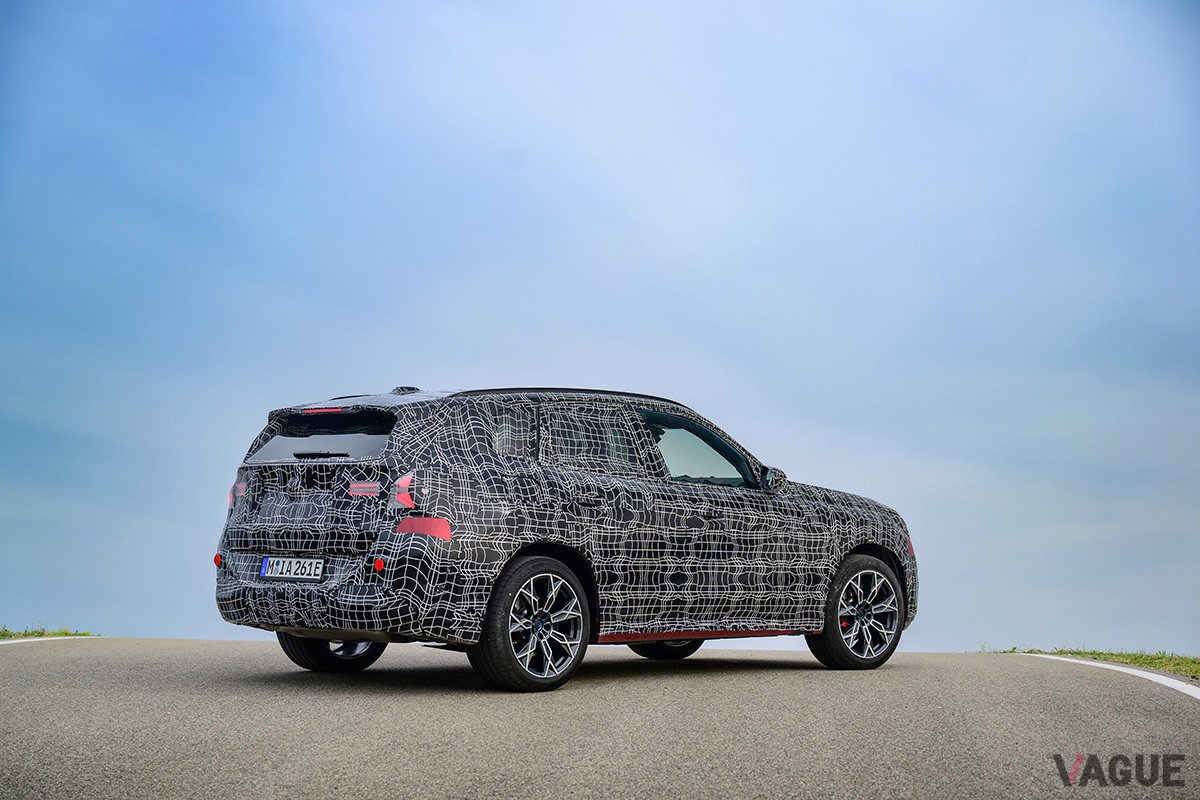 南フランスで最終テストを行なったBMW新型「X3」。まもなく世界初公開される予定だ