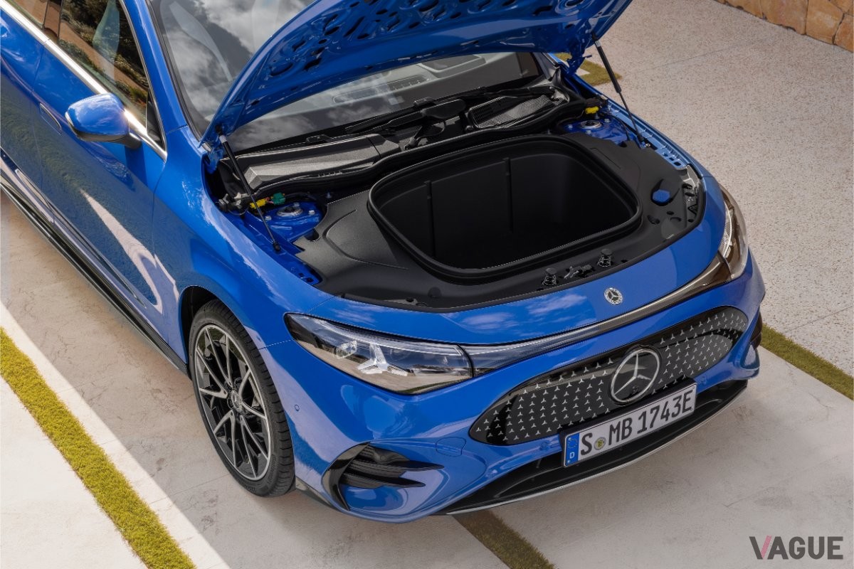 メルセデス・ベンツの4ドアクーペ新型「CLA」