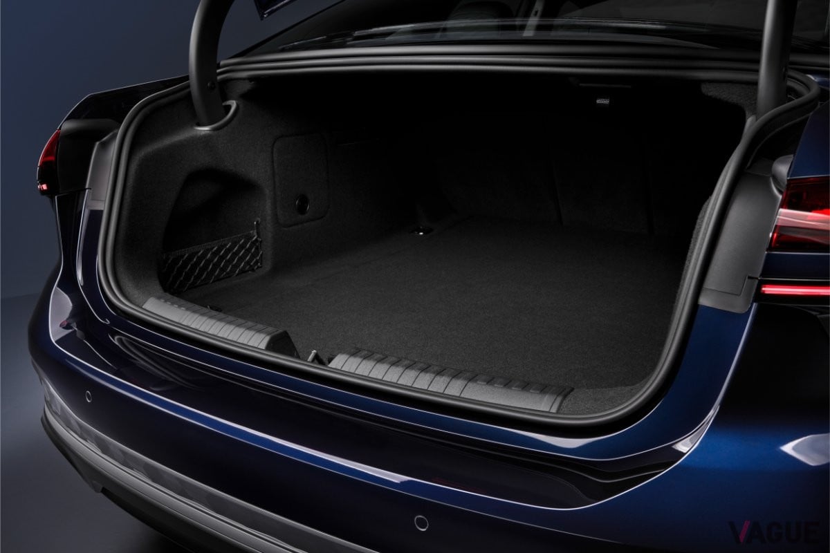 アウディ新型「A6セダン」