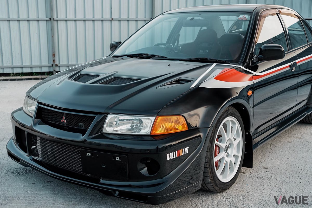 2000年型三菱「ランサー・エボリューションVIトミ・マキネン・エディション」