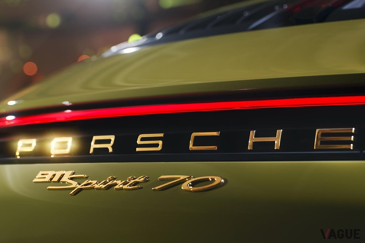 1970年代の伝説が蘇る!? ポルシェ「911スピリット70」予約受注