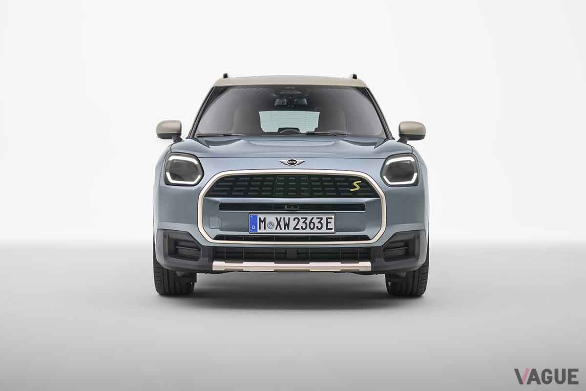 2023年11月に日本に上陸した新型「ミニ・カントリーマン」