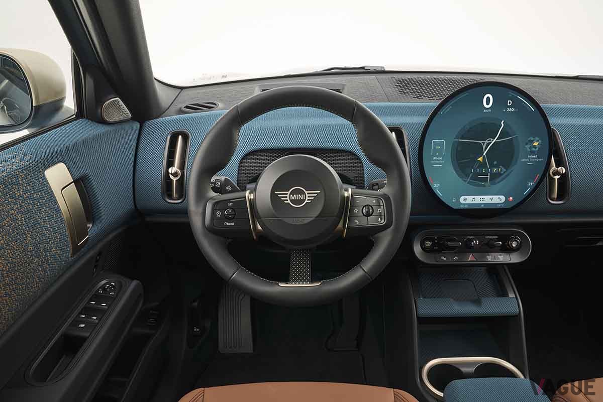 2023年11月に日本に上陸した新型「ミニ・カントリーマン」