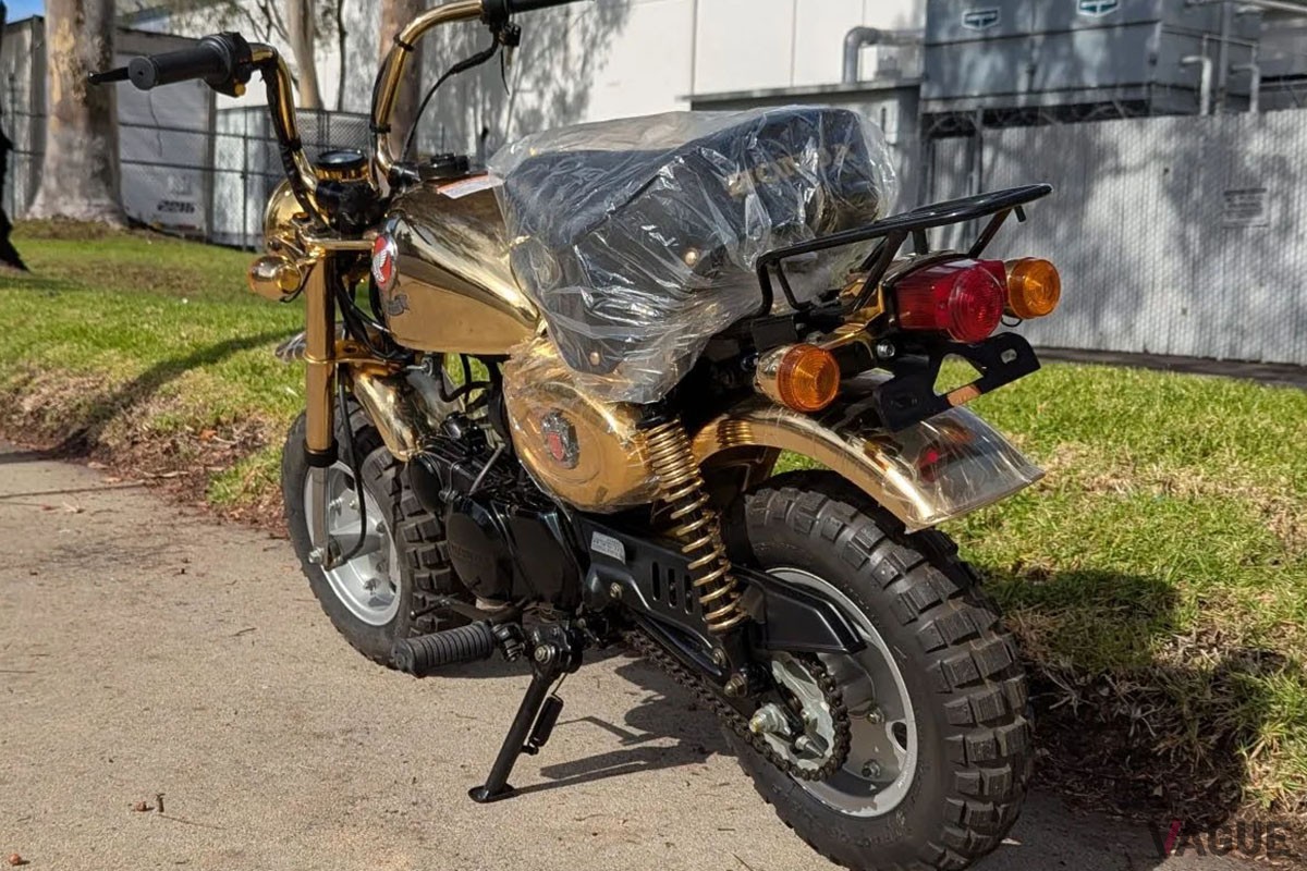 米国オークションに登場、高値で落札された1996年型ホンダ「モンキー ・リミテッド（ゴールドメッキ仕様）」