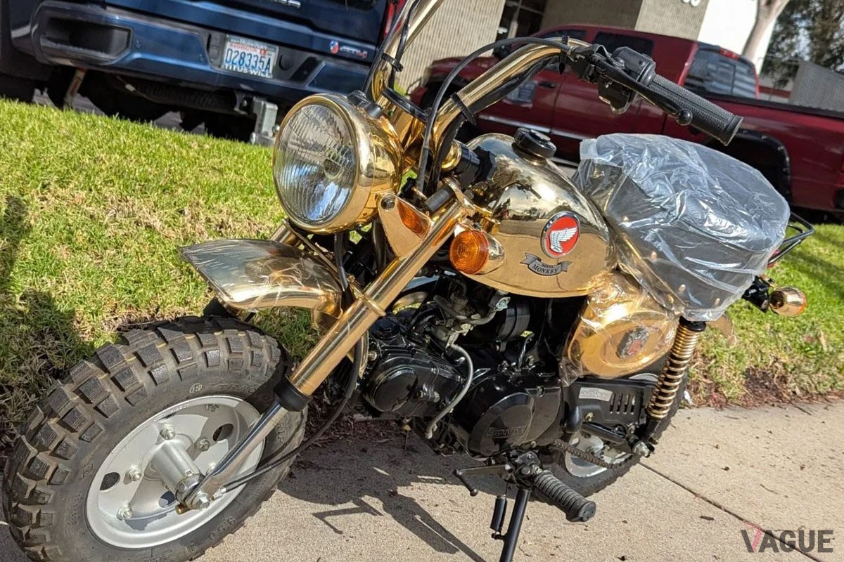 米国オークションに登場、高値で落札された1996年型ホンダ「モンキー ・リミテッド（ゴールドメッキ仕様）」