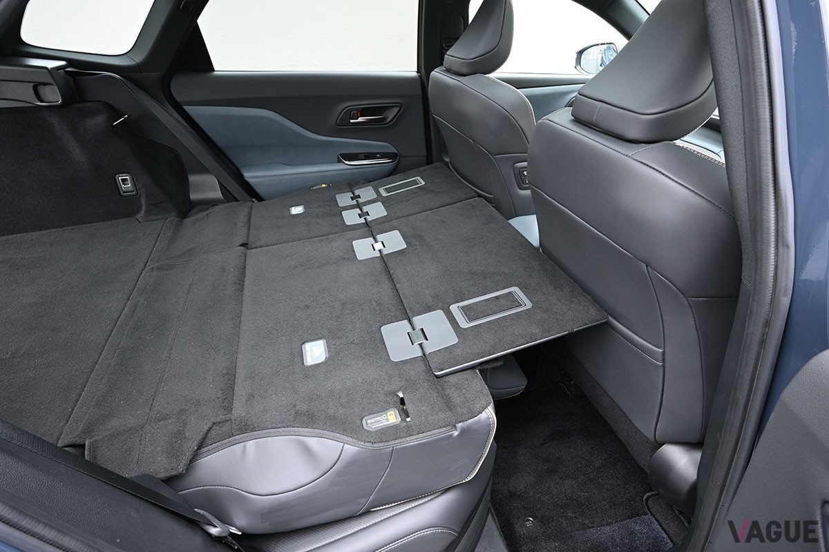 トヨタ新型「クラウン・エステート RS」（PHEV）