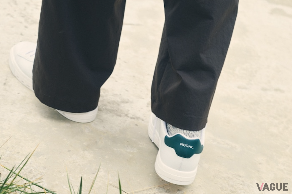 GORE-TEX SURROUND Sneakers：2万5300円