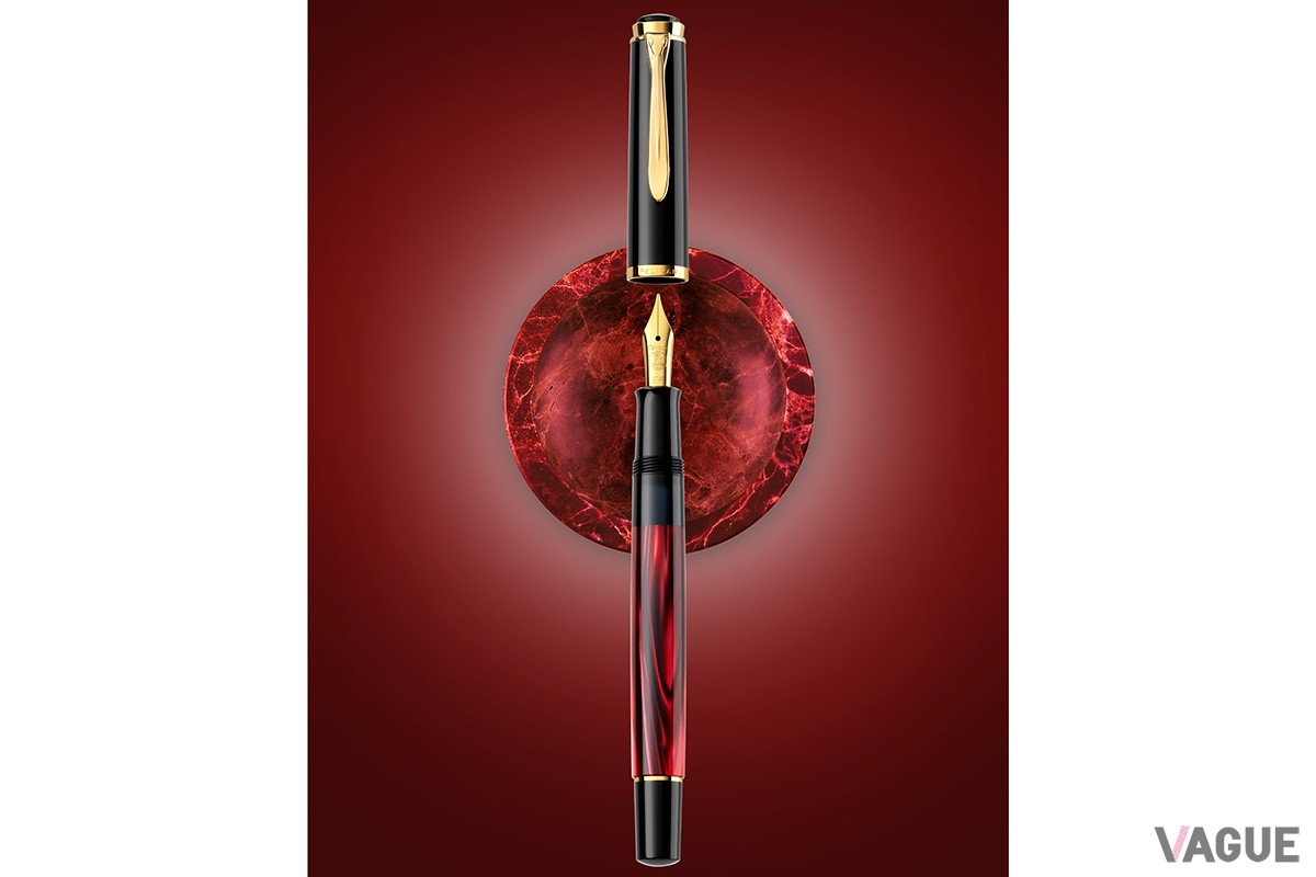 万年筆：2万4200円