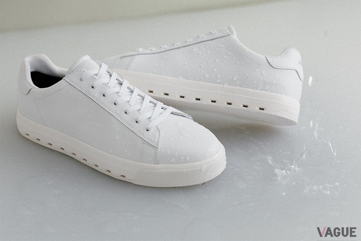 GORE-TEX SURROUND Sneakers：2万5300円