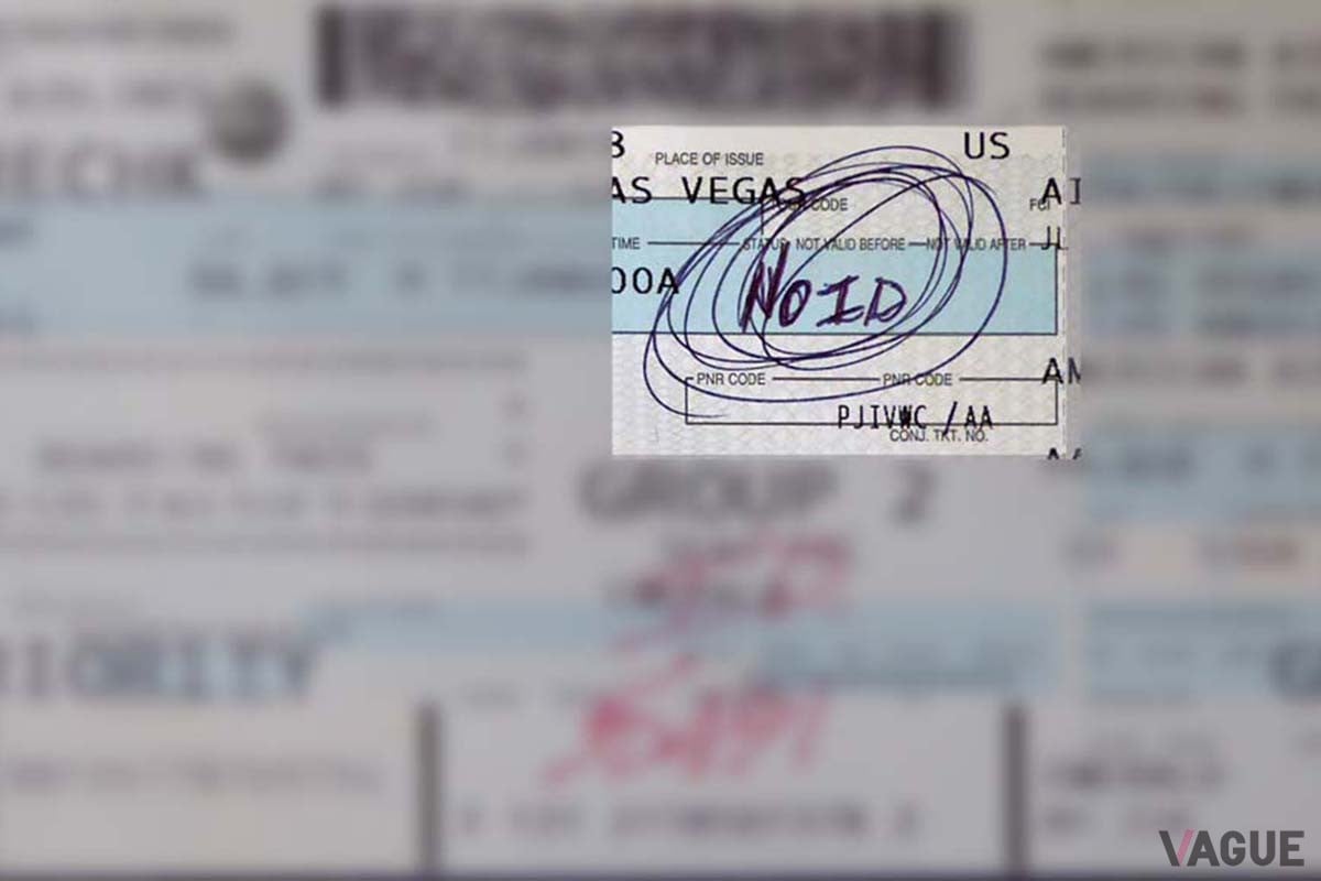 警察のレポートを提出して航空券を発券したもらったものの、券面には「NO ID」との書き込みが