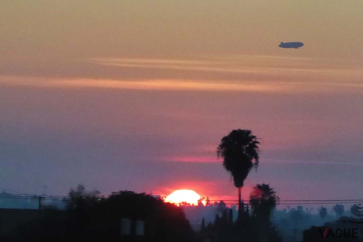 領事館にたどり着いたものの、提出用の写真を撮るのに手間取り、発券は結局、翌日になってしまった