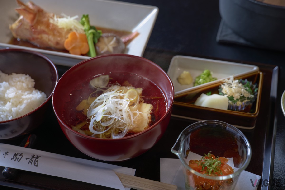  2日目朝食（車内）駒龍（岩手県盛岡市）