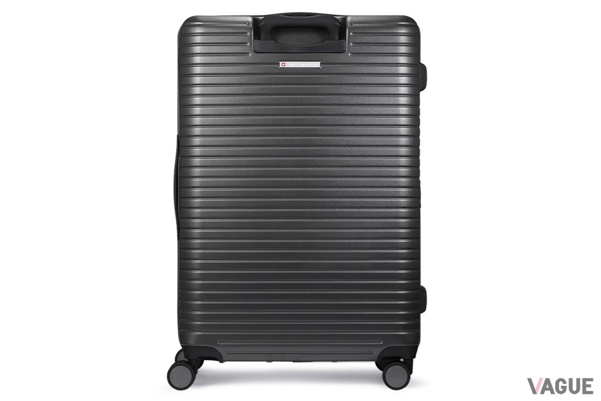 ボディ素材は100％ポリカーボネート