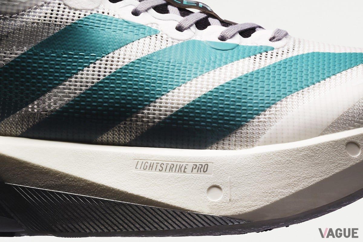 ADIZERO BOSTON 13:1万8700円