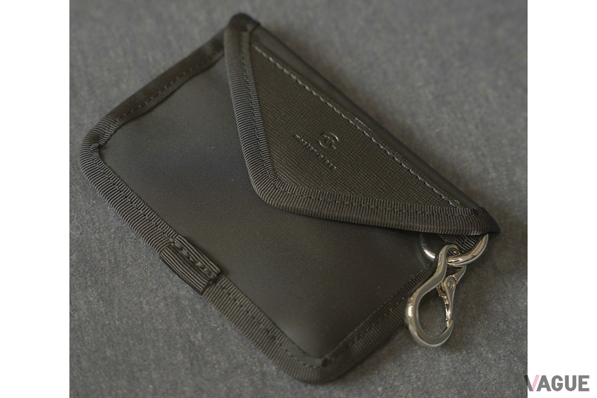 POCKET IN POUCH：5500円