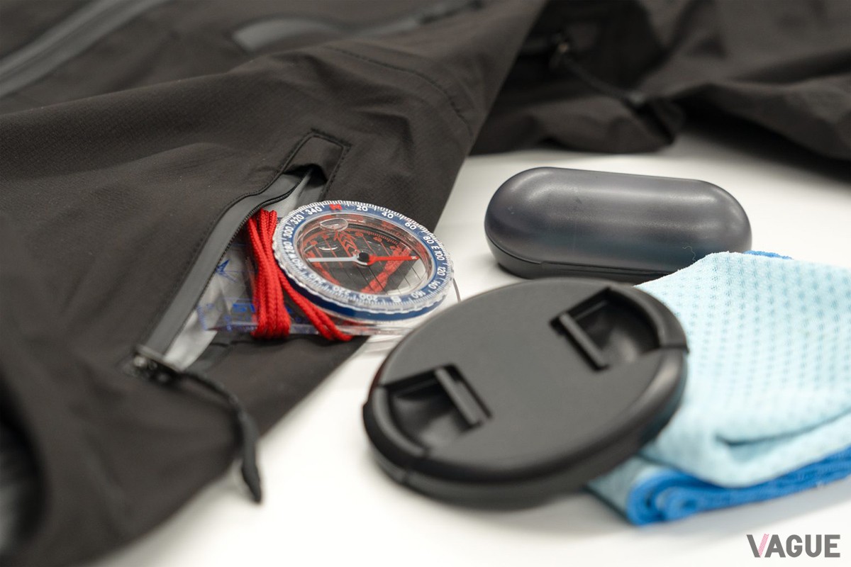 エバーブレスフォトンプラスジャケット：4万700円