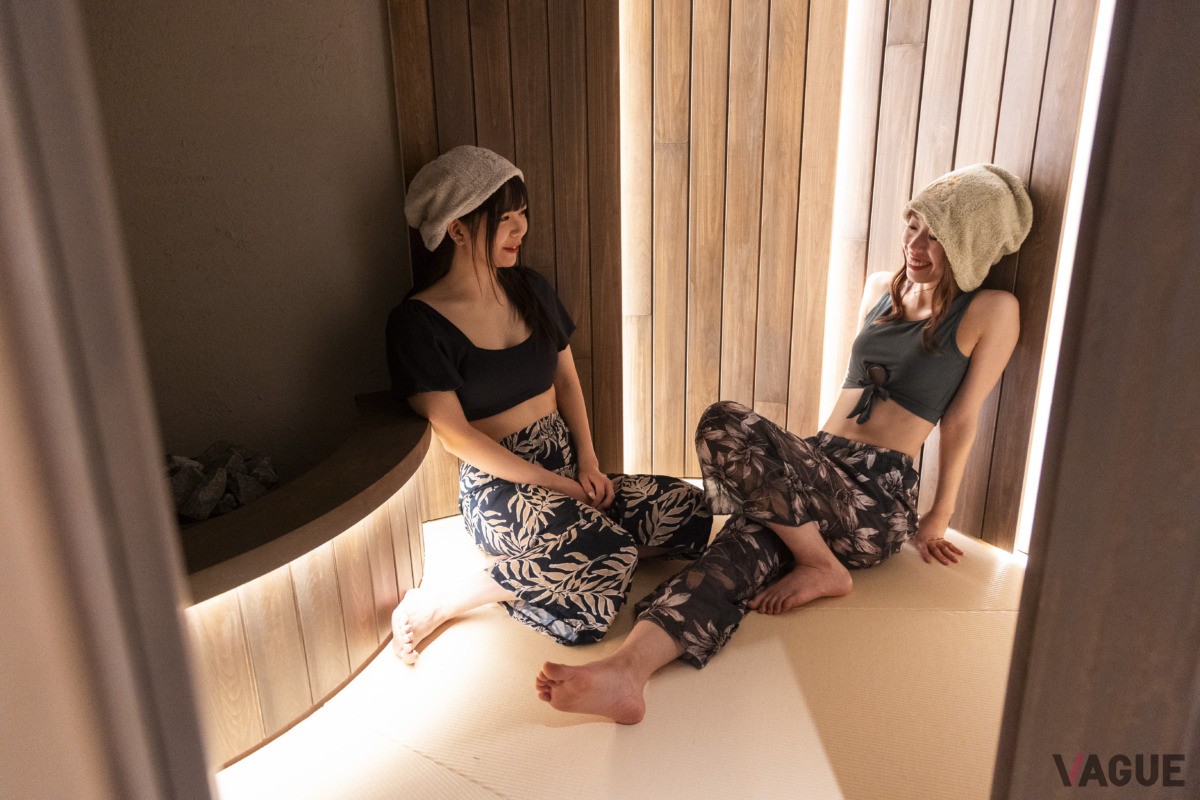 三日月の部屋（サウナ室内）