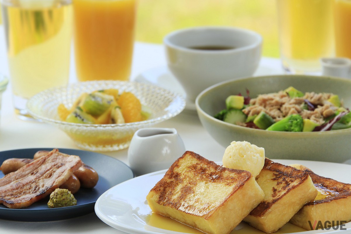 朝食