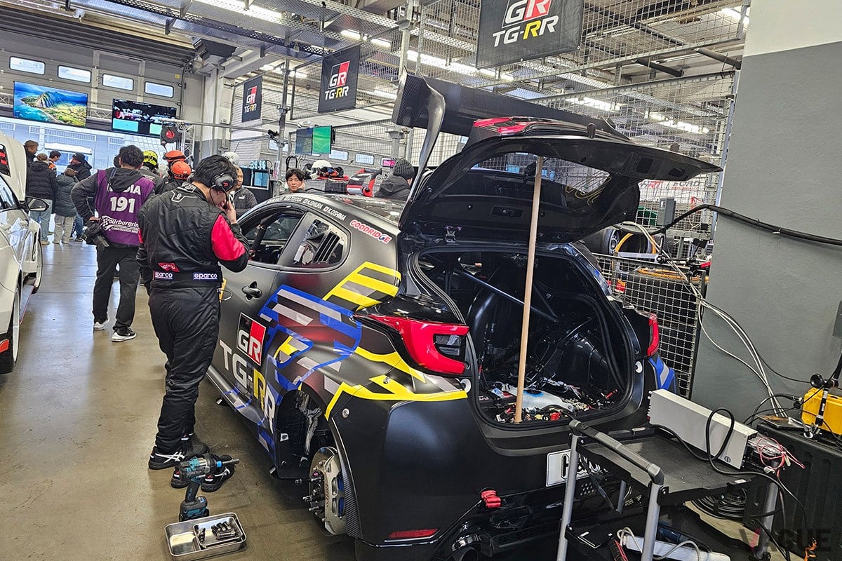 TGRRが挑んだ「ニュル24時間」の前哨戦でのワンシーン