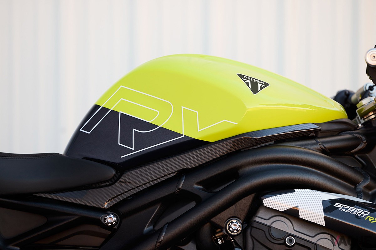 トライアンフ「スピードトリプル1200RX」