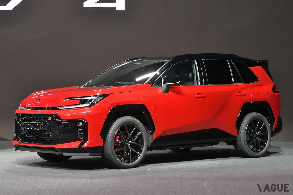 トヨタ新型「RAV4 GRスポーツ」
