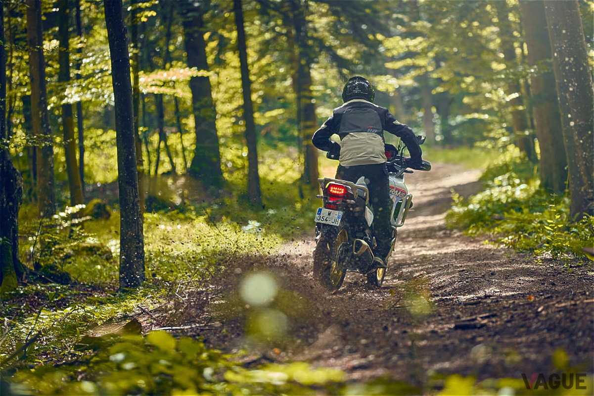 ホンダ「XL750トランザルプ」の2025年モデル