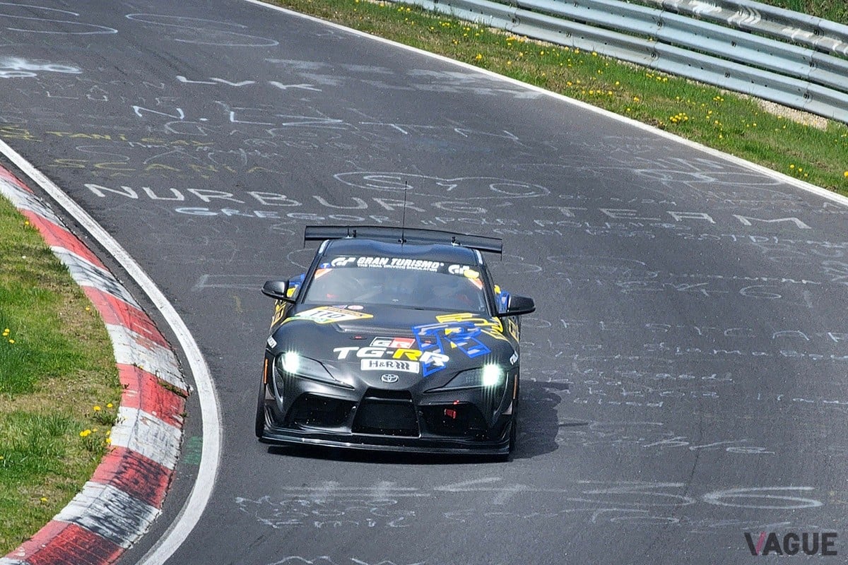 TGRRが挑んだ「ニュル24時間」の前哨戦でのワンシーン