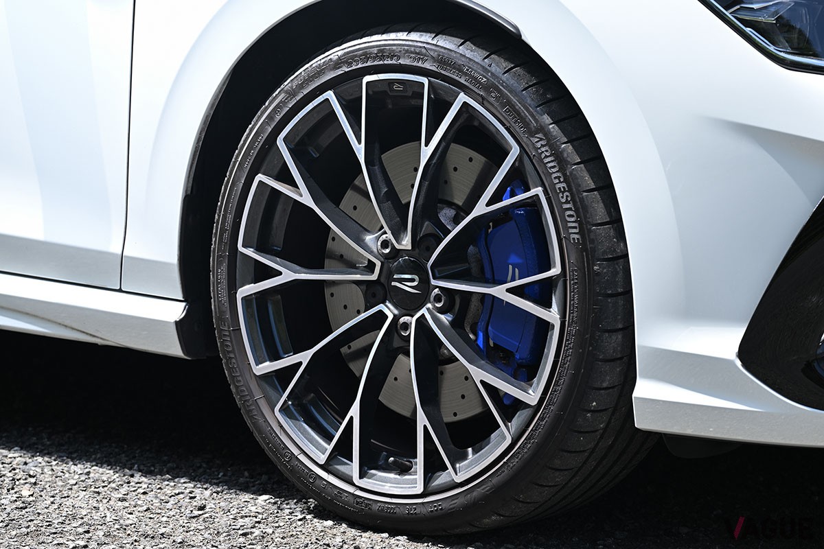 フォルクスワーゲン新型「ゴルフRヴァリアント」
