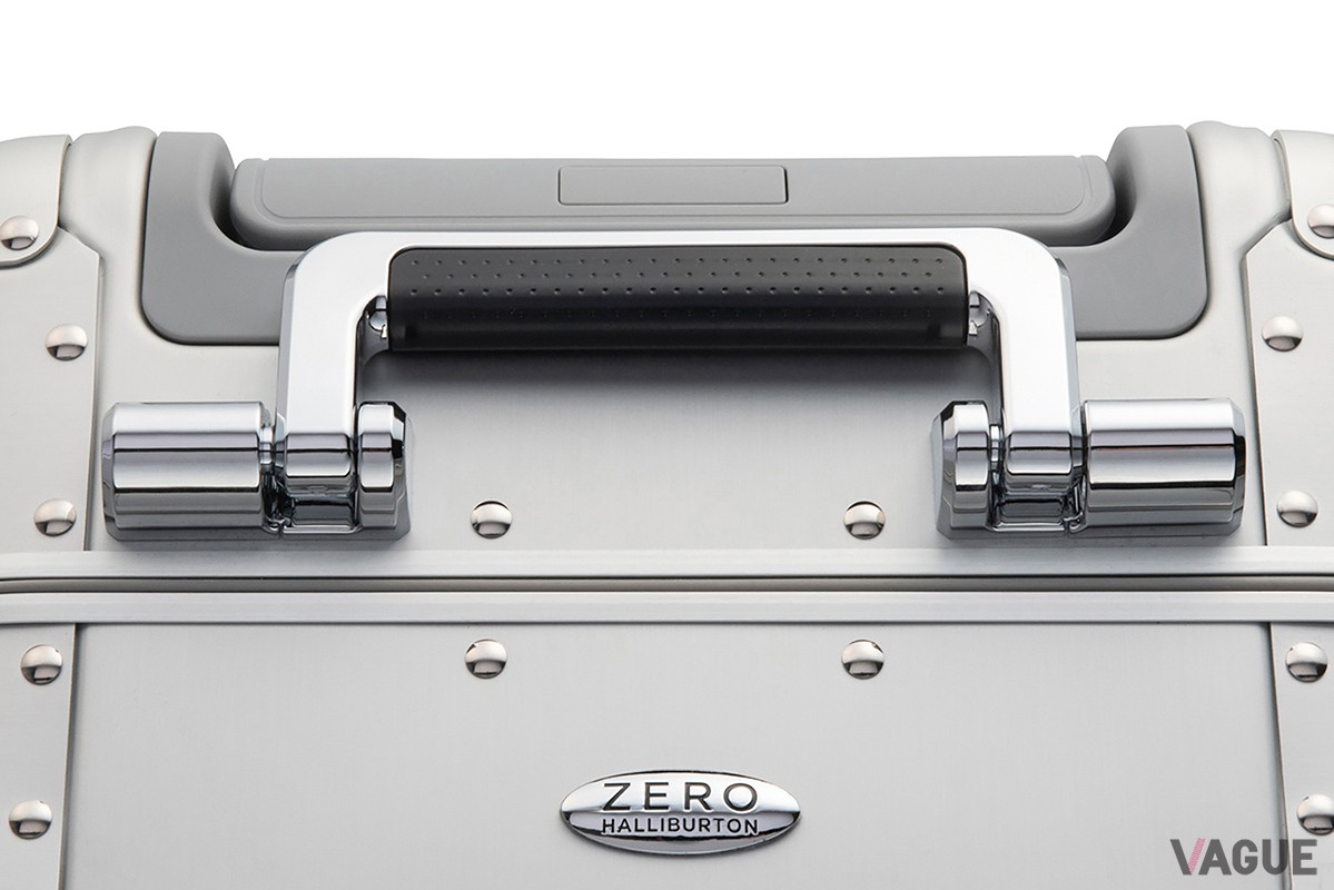ゼロハリバートン「Classic Aluminum 3.0 ポータブルトランク」