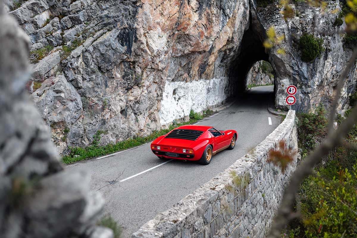 オークションに出品予定の1971年式ランボルギーニ「ミウラP400SV」Kevin Van Campenhout(c)2025 Courtesy of RM Sotheby's