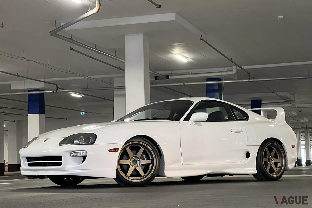 米国のオンラインオークションに登場した1999年式トヨタ「スープラ」RZ-S