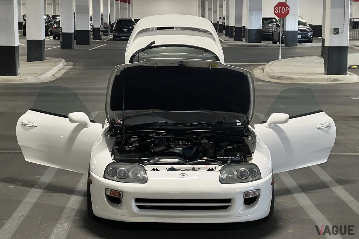 米国のオンラインオークションに登場した1999年式トヨタ「スープラ」RZ-S