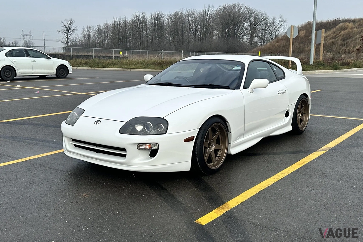 米国のオンラインオークションに登場した1999年式トヨタ「スープラ」RZ-S