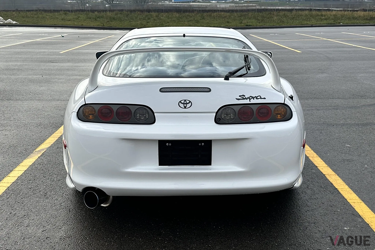 米国のオンラインオークションに登場した1999年式トヨタ「スープラ」RZ-S