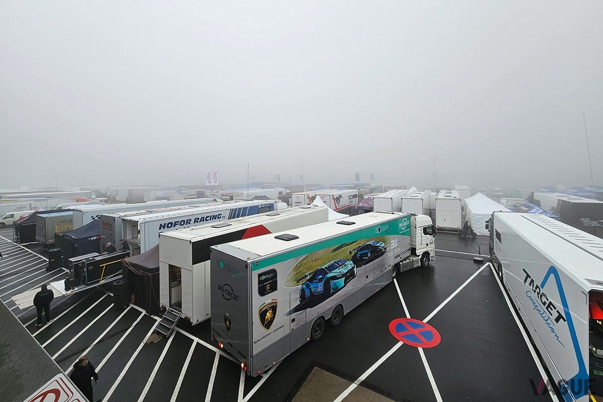 「ニュル24時間」の前哨戦となる4時間レースが開催されたニュルブルクリンクでのワンシーン