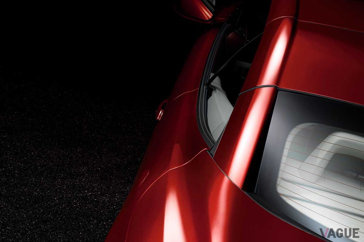 いまから16年前の2009年5月7日に発売されたレクサス「IS250C」（海外仕様）