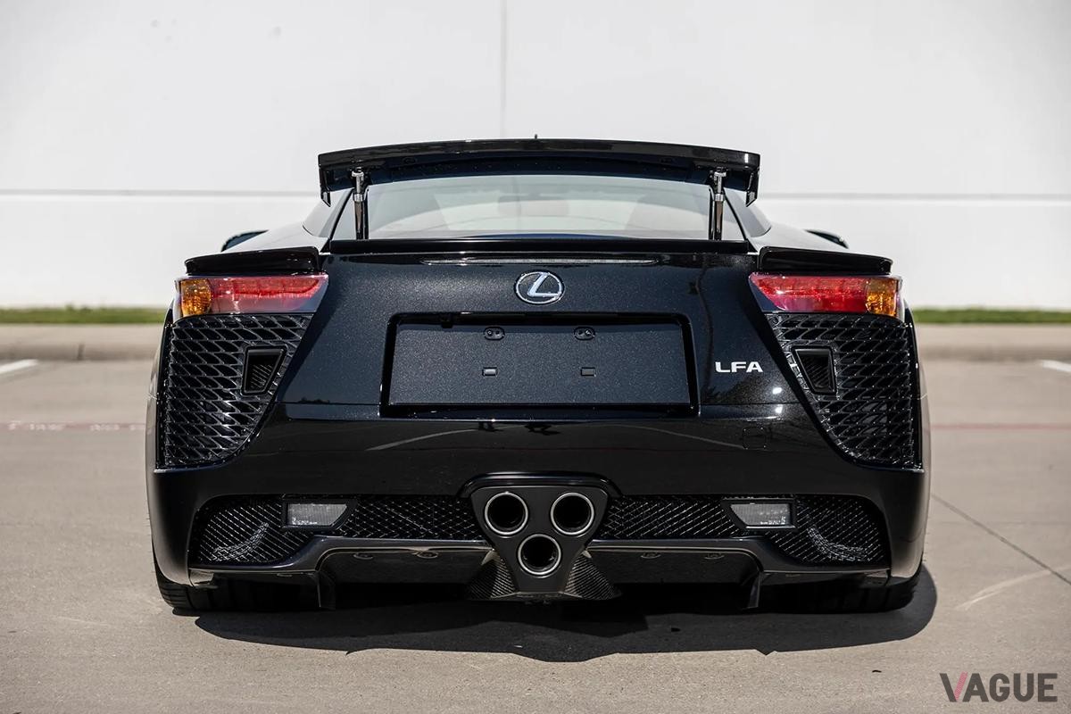 米国オークションに登場、落札された2012年式レクサス「LFA」