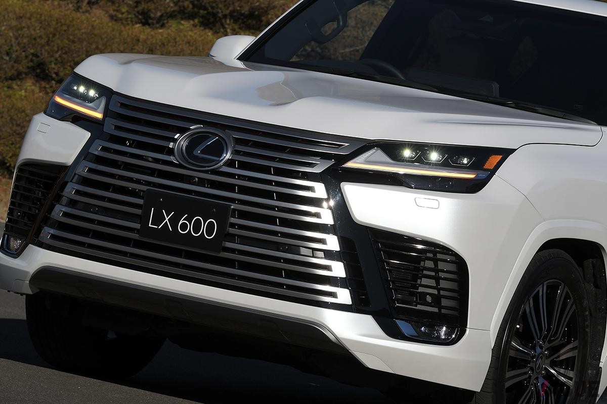 レクサスの最上級SUV「LX」