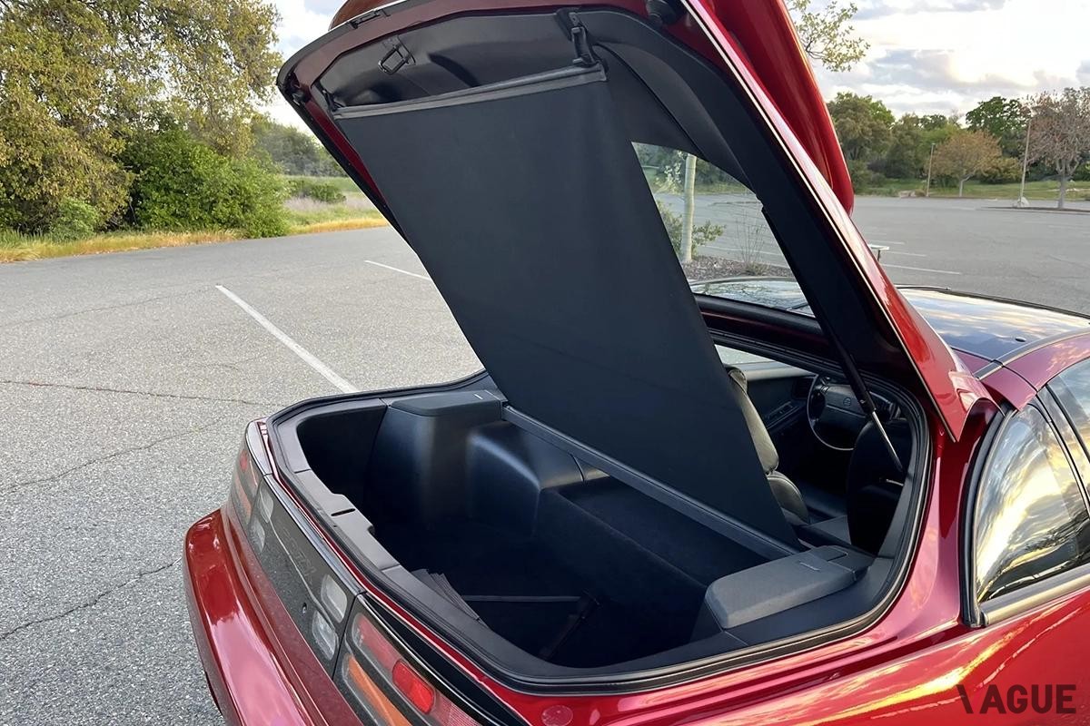 米国オークションに登場した1992年式日産Z32型「フェアレディZ」