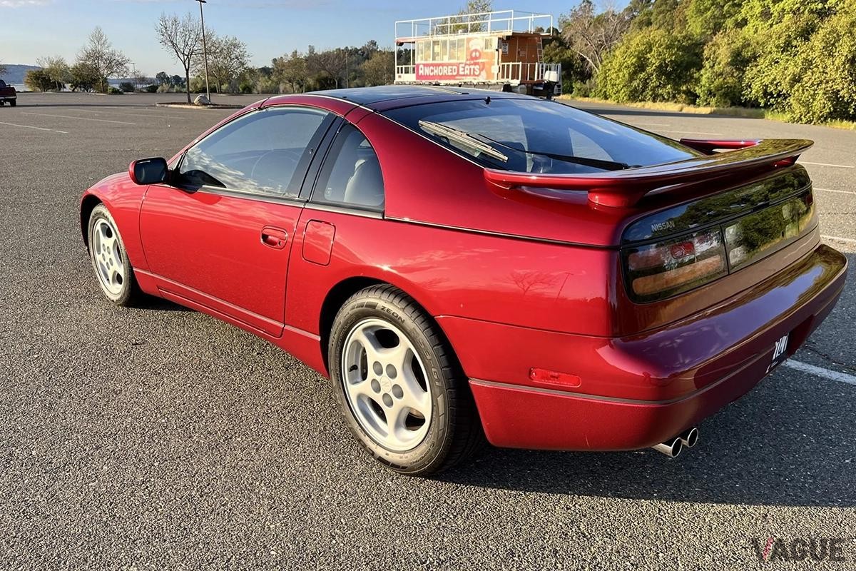 米国オークションに登場した1992年式日産Z32型「フェアレディZ」