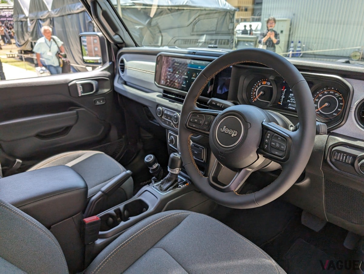 ジープ新型「ラングラー」のインテリア