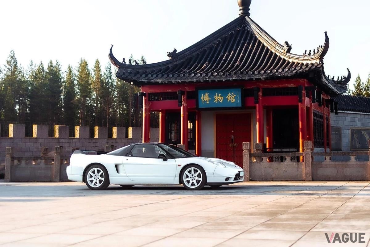 ホンダ「NSX-R」（C）Broad Arrow Auctions LLC.ホンダ「NSX-R」