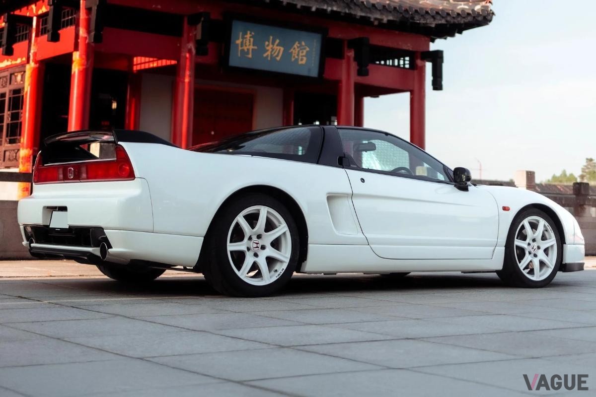 ホンダ「NSX-R」（C）Broad Arrow Auctions LLC.ホンダ「NSX-R」