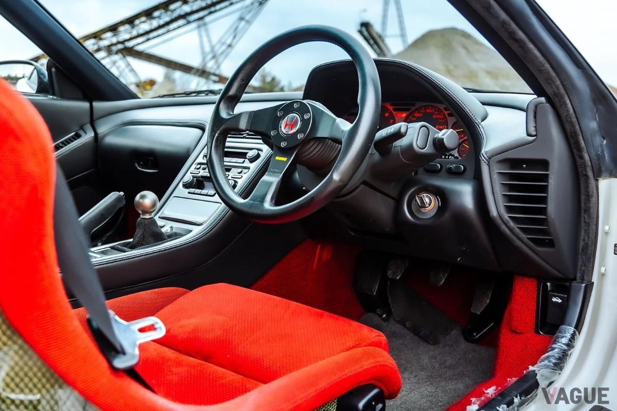 ホンダ「NSX-R」（C）Broad Arrow Auctions LLC.ホンダ「NSX-R」