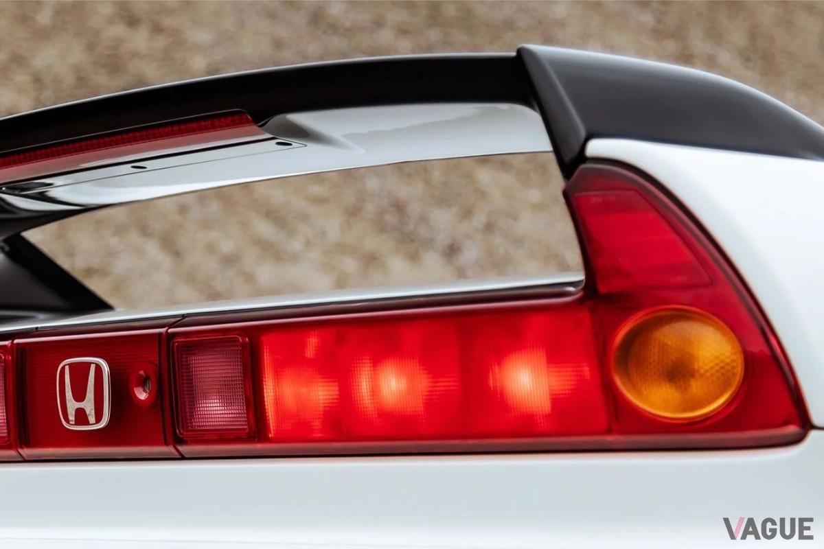 ホンダ「NSX-R」（C）Broad Arrow Auctions LLC.ホンダ「NSX-R」